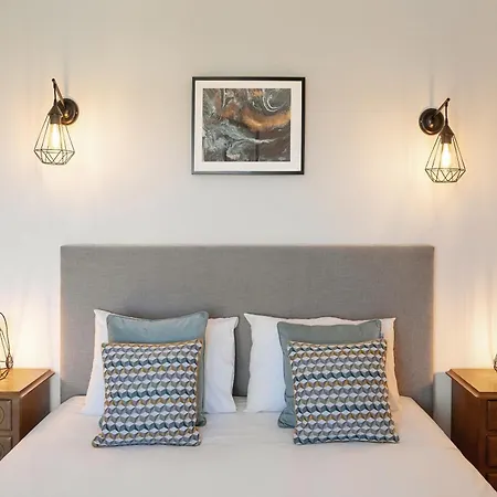 Serenidade Do Mar * アトウギア・ダ・バレイア